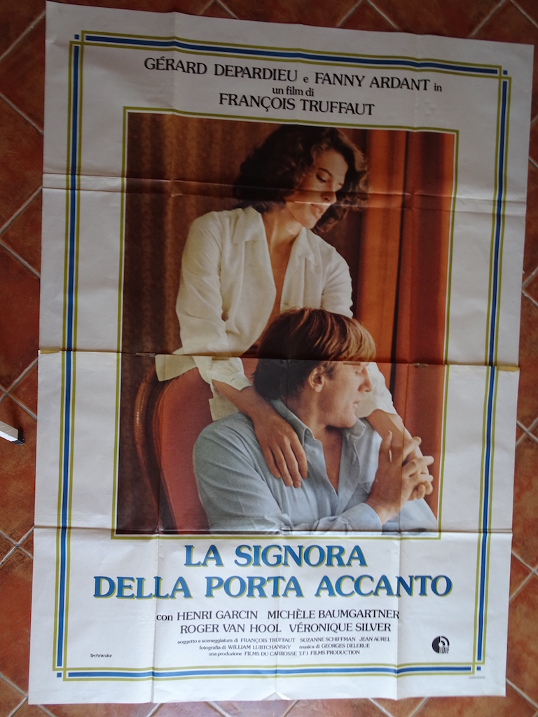 La signora della porta accanto
