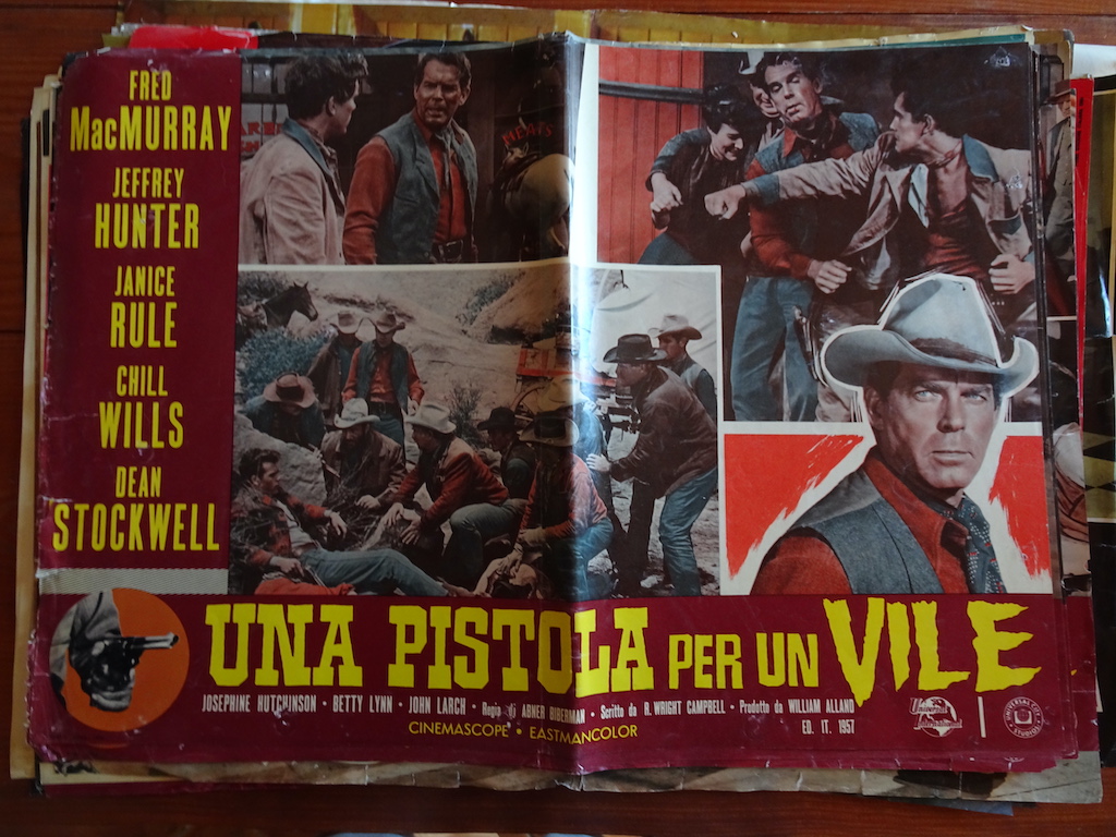 Una pistola per un vile 3