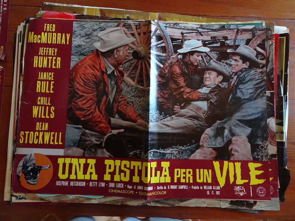 Una pistola per un vile 9