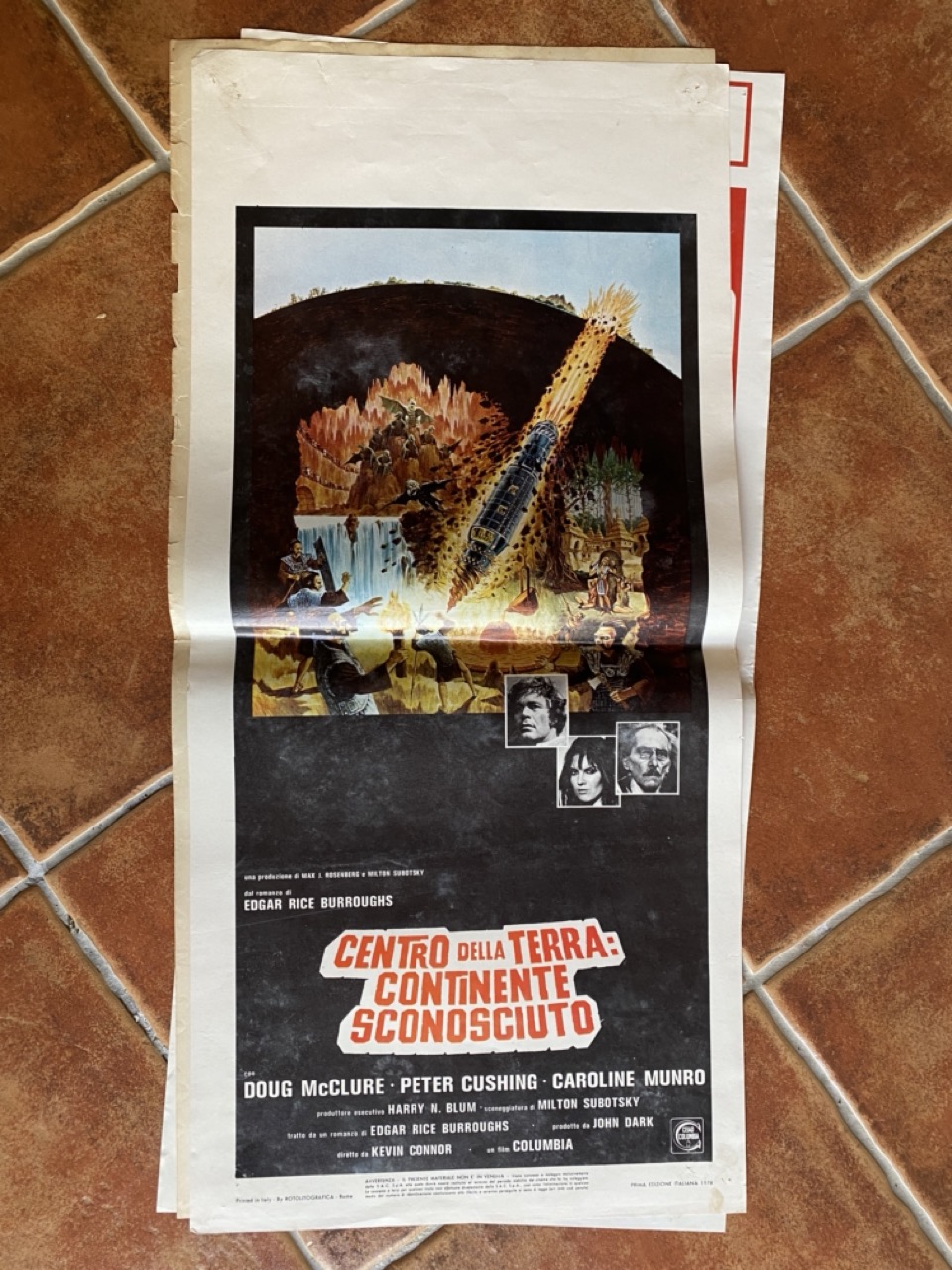 Centro della Terra: Continente Sconosciuto