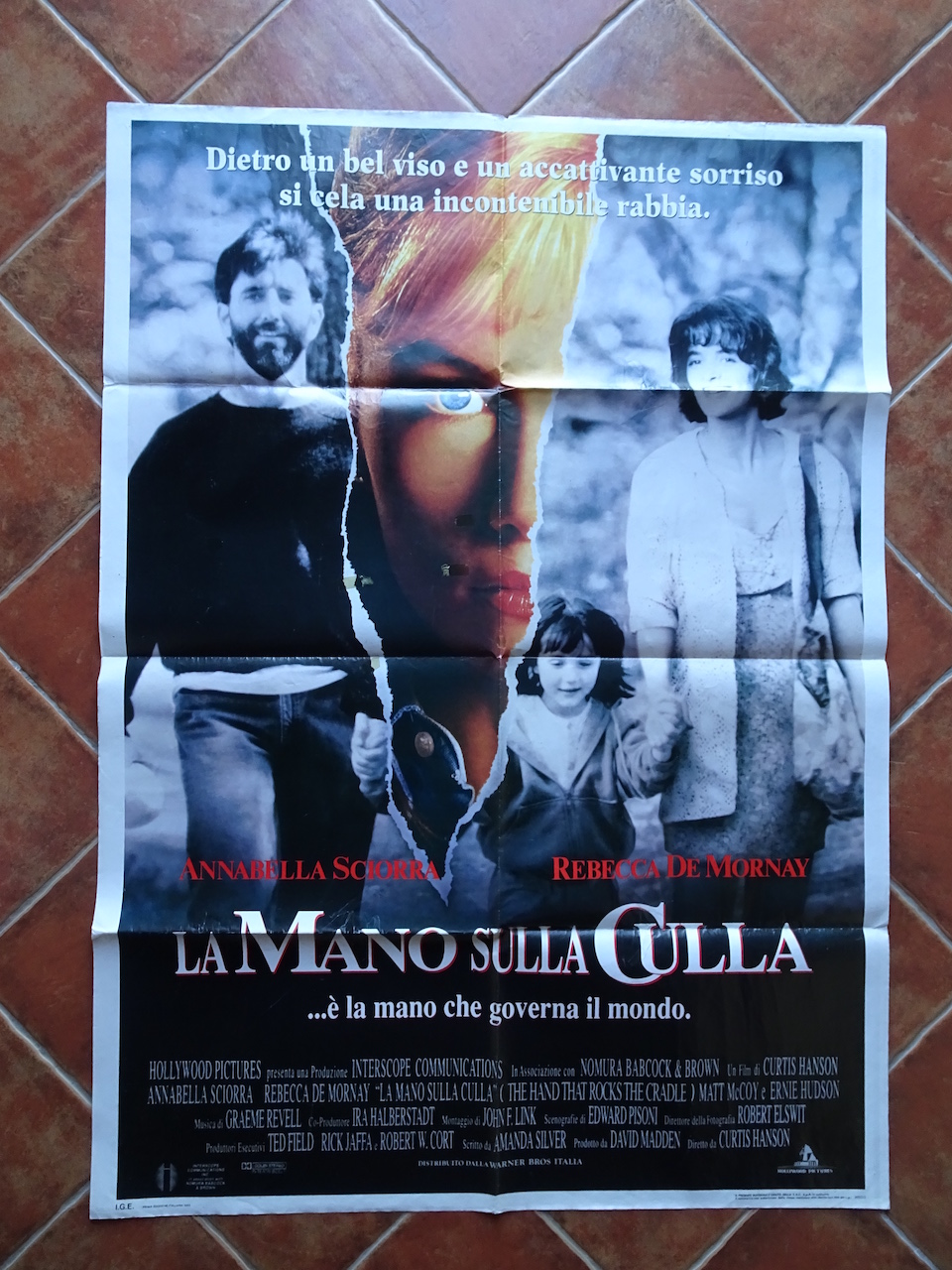 La mano sulla culla